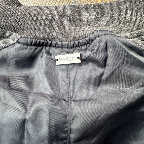 RVCA S Grey Quilted Jacket - Picture 5 of 9